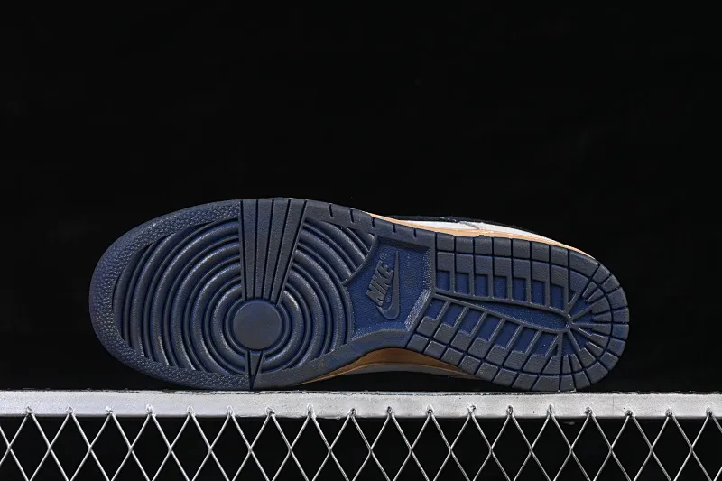 All categories Nk SB Dunk Series Nk SB Dunk Low High-end customized low-top sneakers J version Stranger Things x Nike SB Dunk Low Stranger Things SB low-top casual sneakers IH6766-001